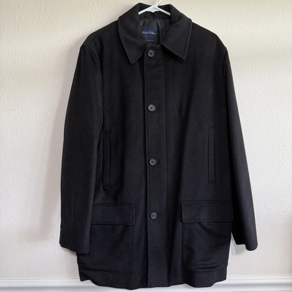 BROOKS BROTHERS Cashmere Blend Coat Medium Wool Black Full Zip Buttons 4 Pocket‎